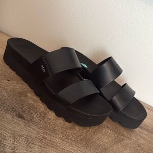 REEF Cushion Vista Hi Sandals
